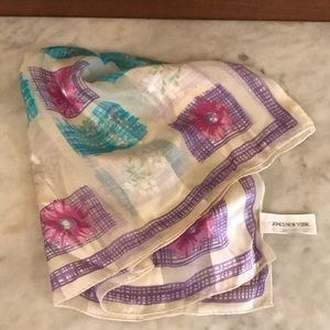 Lovely -Vintage-Jones New York Scarf-100 % Silk